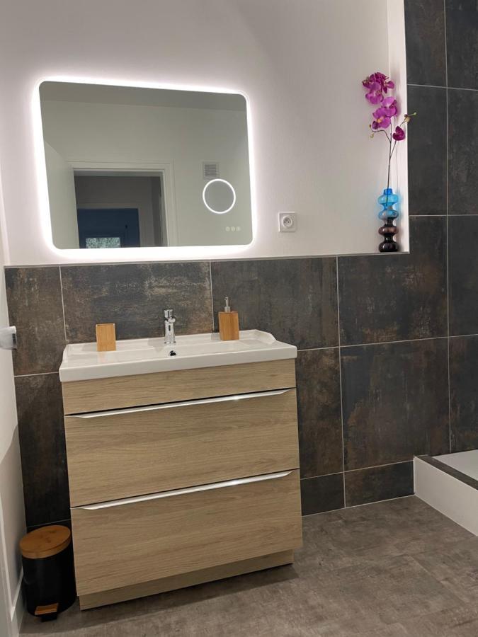 Chez Charlotte Apartment เปรีเกอ ภายนอก รูปภาพ